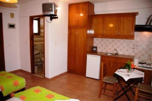 Triantafyllou Maria Rooms Skópelos Rum bild