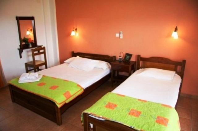 Triantafyllou Maria Rooms Skópelos Rum bild